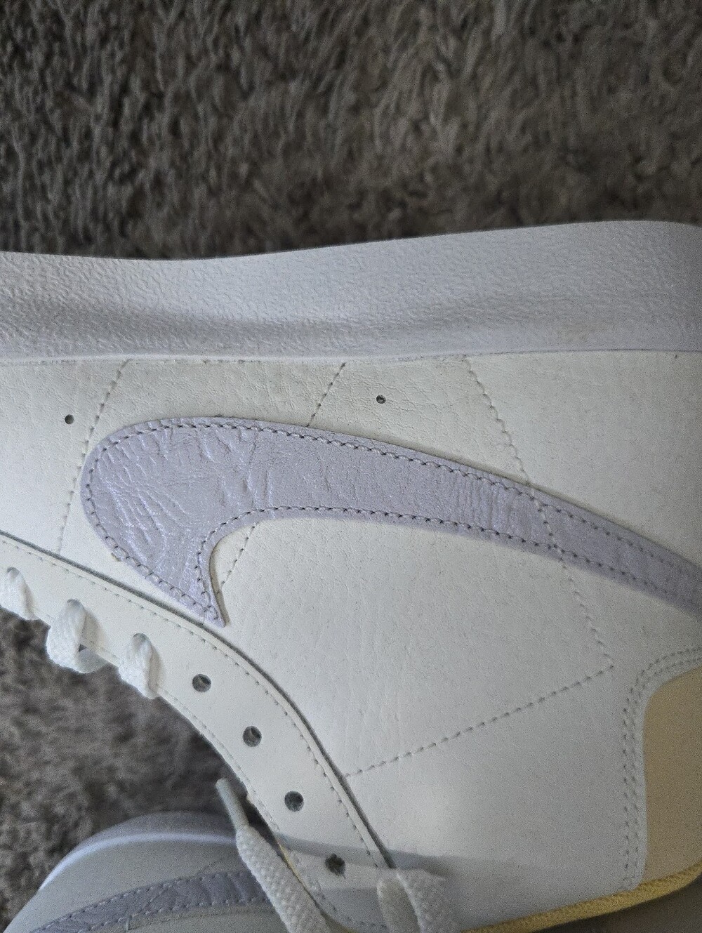 Nike Blazer Mid 77 Girls 7Y Easter Style Yellow Violet And Whit 1026 - Picture 2 of 8